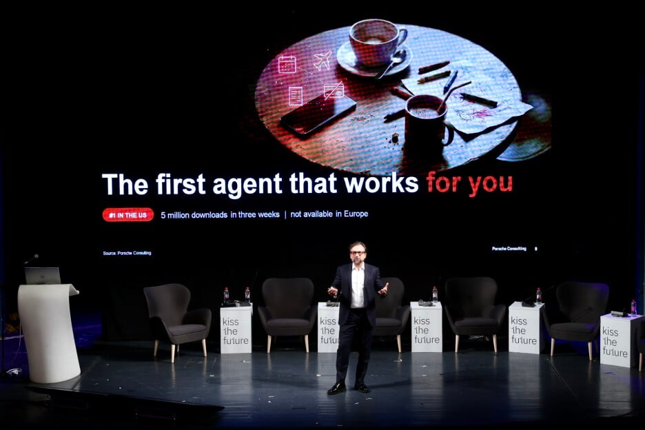 Kiss the Future AI Summit