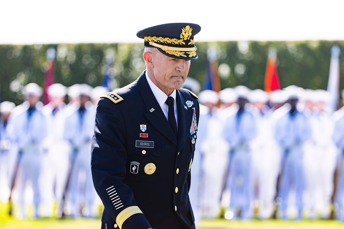 Smijenjeni general upozorio da će SAD-u do 2030. nedostajati raketa za Patriot i THAAD