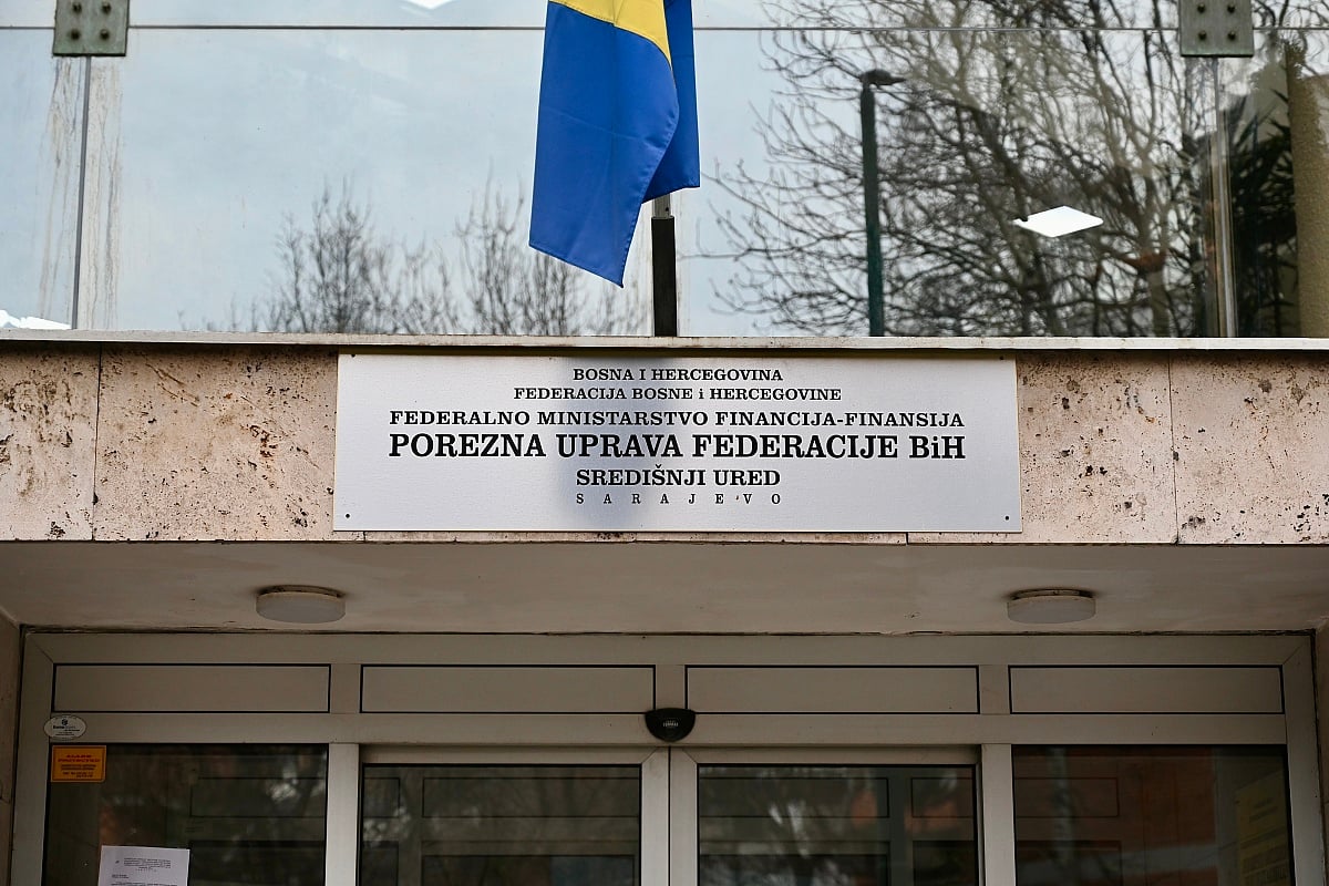 Porezna uprava FBiH za jedan dan izrekla kazne od 375.975 KM, najviše u Tuzlanskom kantonu