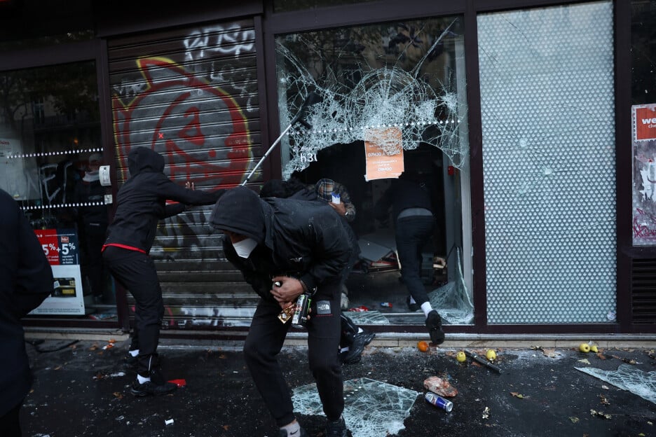 Protesti u Francuskoj (Foto: Reuters)