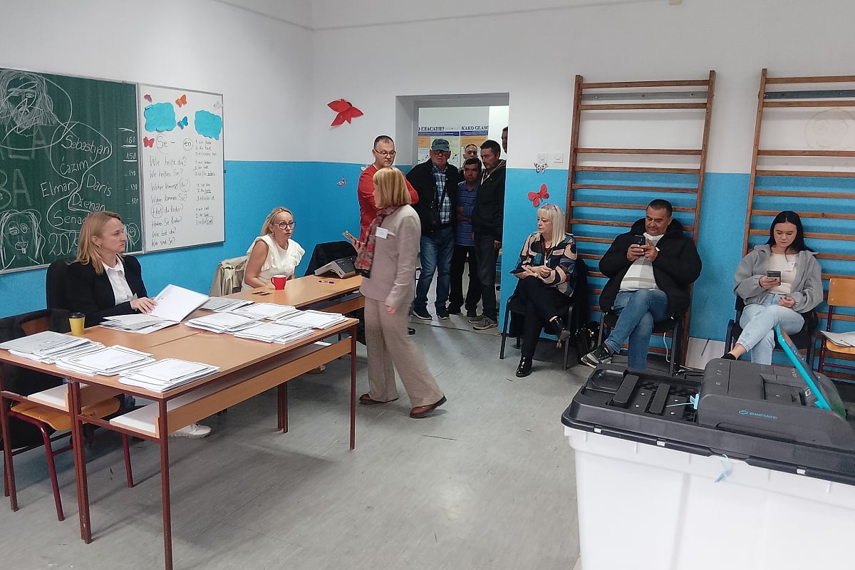 U Bukviku do 15 sati glasalo više od 40 posto birača