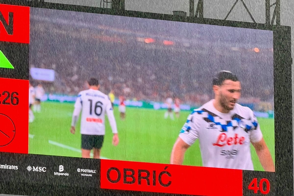 Kolašinac napustio teren nakon 19 minuta, sam tražio izmjenu