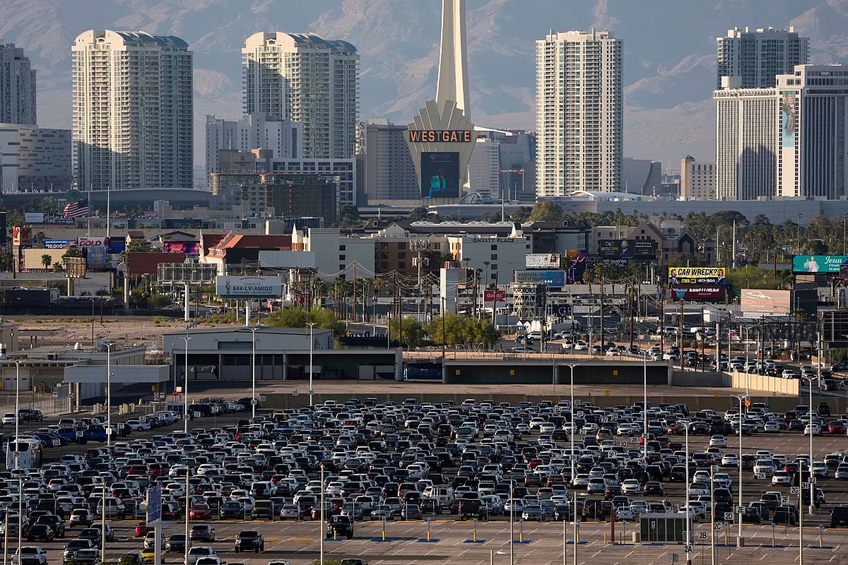 Las Vegas: Privatni avion pri polijetanju sletio s piste i udario u ogradu aerodroma