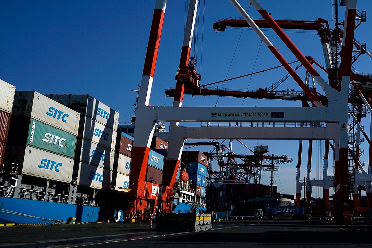 Japan zabilježio trgovinski deficit od 17,8 milijardi dolara zbog skuplje nafte