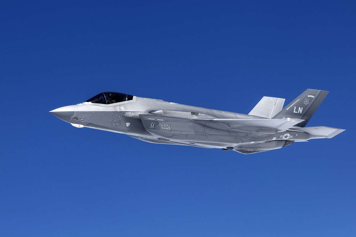 Pentagon i Lockheed Martin zaključili desetogodišnji sporazum o nabavci najmanje 850 borbenih aviona F-35