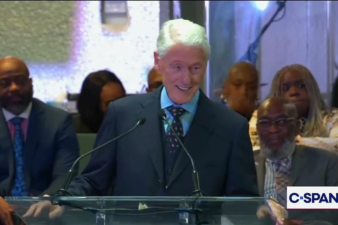Bill Clinton citirao Kur'an i osudio diskriminaciju muslimana u govoru u crkvi na Floridi