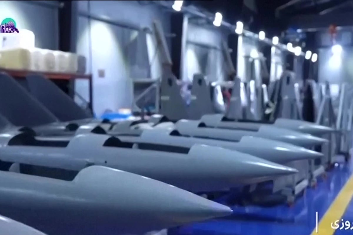 Iran pokazao podzemnu fabriku dronova, komandant vojske obišao postrojenje