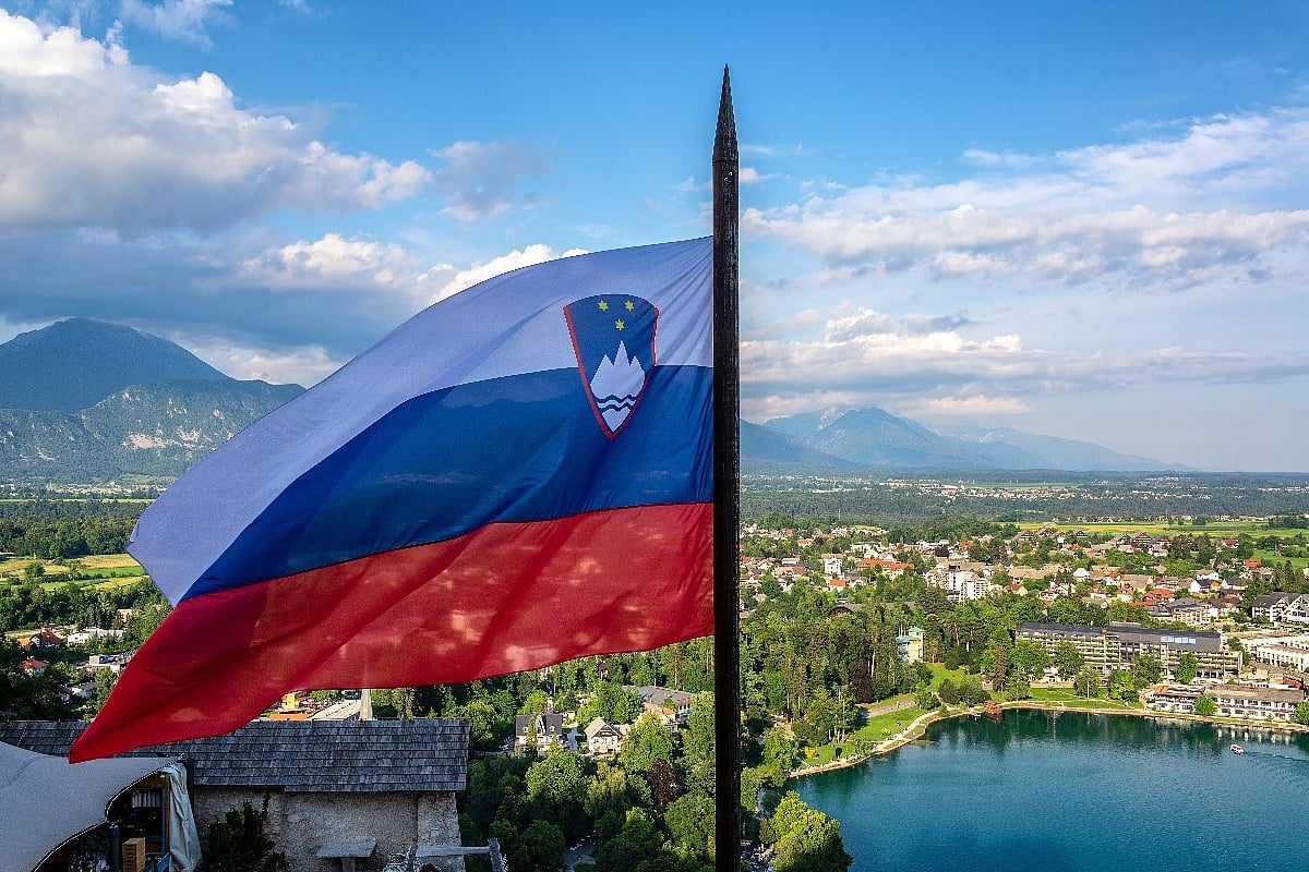 Vlada Slovenije usvojila strožija pravila za strance: Za dozvolu boravka 1.014 eura, porodica nakon tri godine