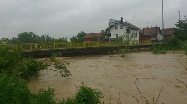Prošlogodišnje poplave u Brčkom (Foto: Arhiv)