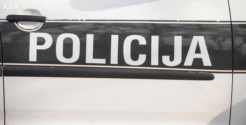 Kod Tuzle povrijeđeni šesnaestogodišnji dječak i vozač Opela