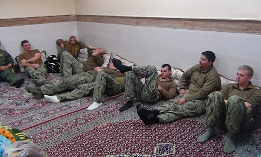 Američki marinci u iranskom pritvoru (Foto: Irib News)
