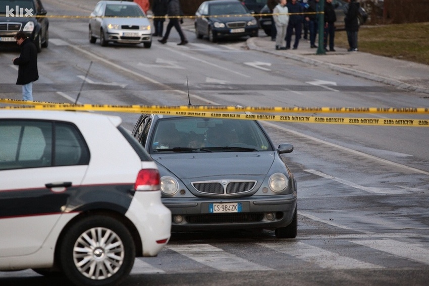 Automobil u kojem je ubijen Adnan Salčin/ Foto: Feđa Krvavac (Klix.ba)