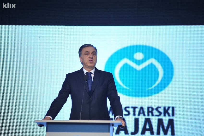 Filip Vujanović Moramo se boriti protiv prekograničnog kriminala