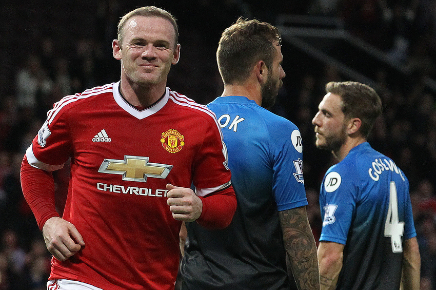 Rooney slavi svoj 100. pogodak na Old Traffordu (Foto: EPA)