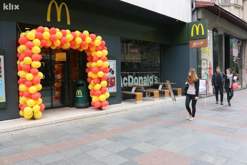 McDonald's u ulici Maršala Tita u Sarajevu (Foto: Arhiv/Klix.ba)