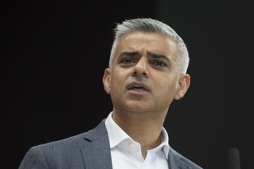 Gradonačelnik Londonda Sadiq Khan protiv zabrane burkinija