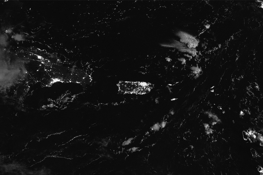 Snimak Portorika bez struje iz svemira/NASA Earth Observatory