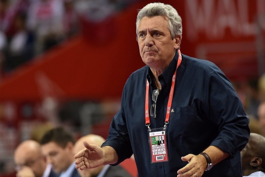 Nakon 15 godina i osam zlatnih medalja Onesta napustio klupu Francuske