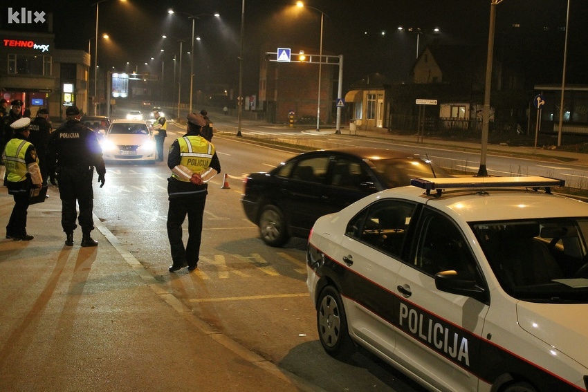 MUP ZDK kontroliše vozila u saobraćaju (Foto: Arhiv/Klix.ba)