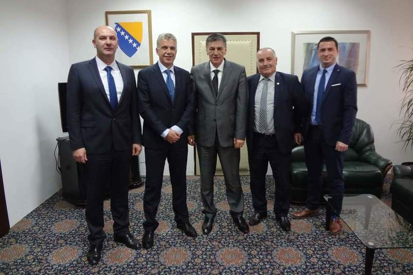 Sastanak Kasumovića sa predstavnicima NSBiH (Foto: Klix.ba)