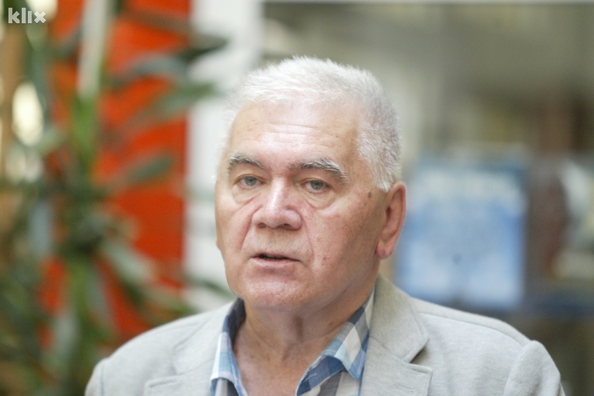 Adil Kulenović, predsjednik Asocijacije nezavisnih intelektualaca Krug 99 (Foto: Arhiv/Klix.ba)