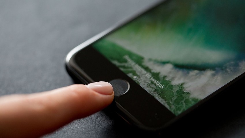 Nakon utora za slušalice, iPhone bi mogao ostati i bez Home dugmeta