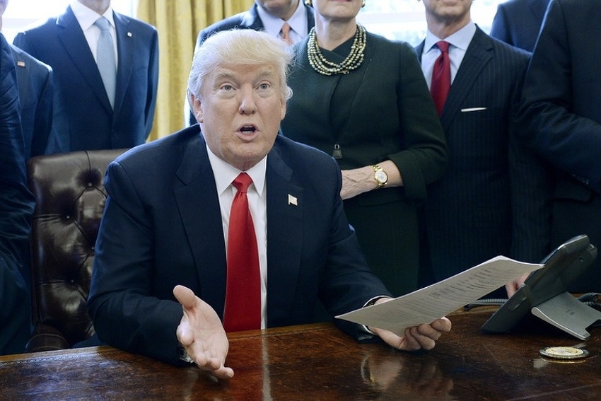 Trump će potpisati novu uredbu o migrantima (Foto: EPA)