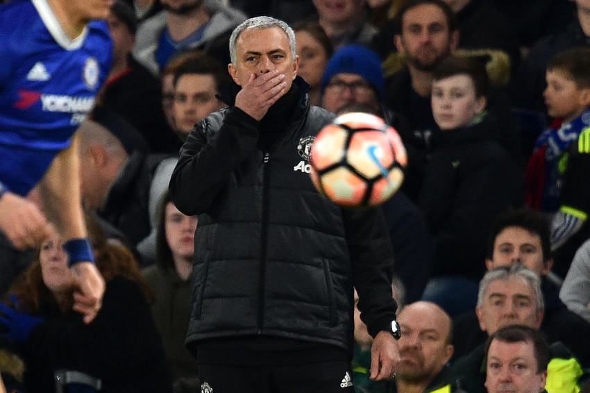 Jose Mourinho treći put vodi Manchester United protiv Chelseaja (Foto: AFP)