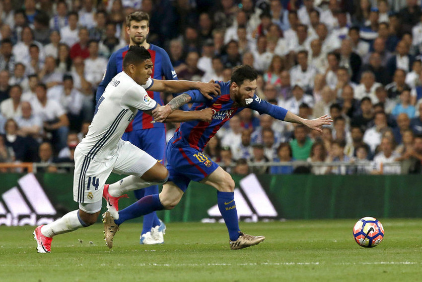 Messi (desno) je obilježio još jedan El Clasico (Foto: EPA)