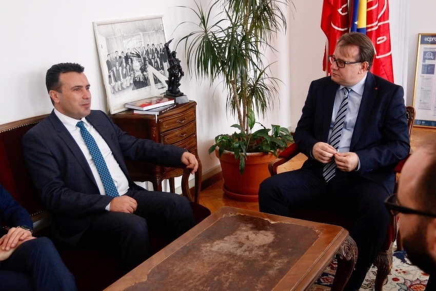 Nermin Nikšić i Zoran Zaev (Foto: Davorin Sekulić/Klix.ba)