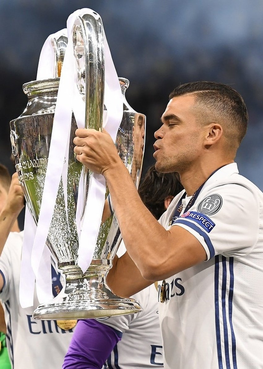 Pepe (Foto: EPA)