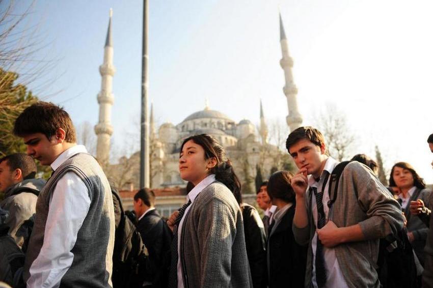 Turska: Teorija evolucije se više neće izučavati u srednjim školama