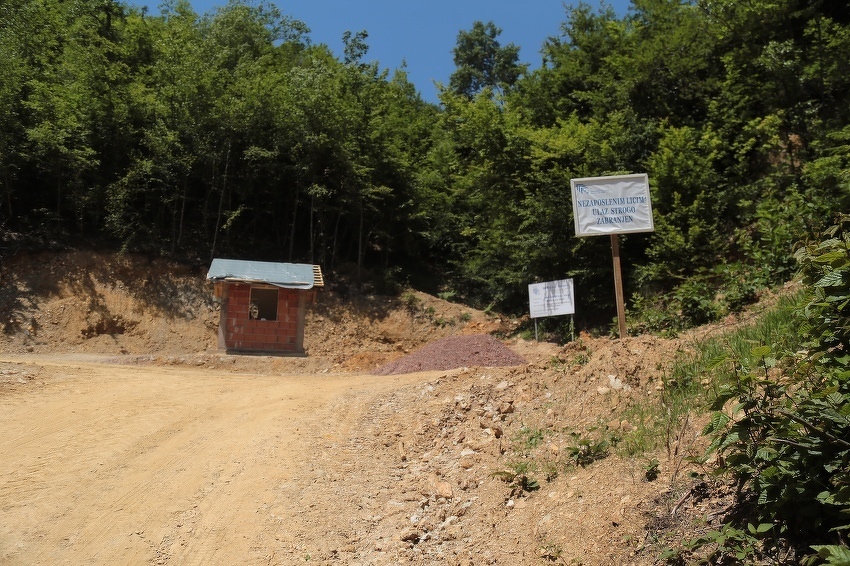 Na ulazu u rudnik zlata u Bakovićima (Foto: Feđa Krvavac/Klix.ba)