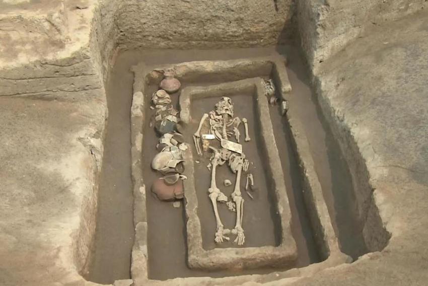 Pronađeni skeleton i posuđe (Foto: Screenshot)