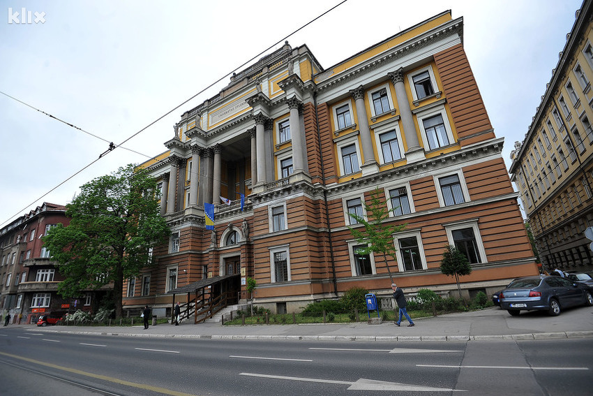 Pao broj prijava za upis na gotovo svim fakultetima u Sarajevu