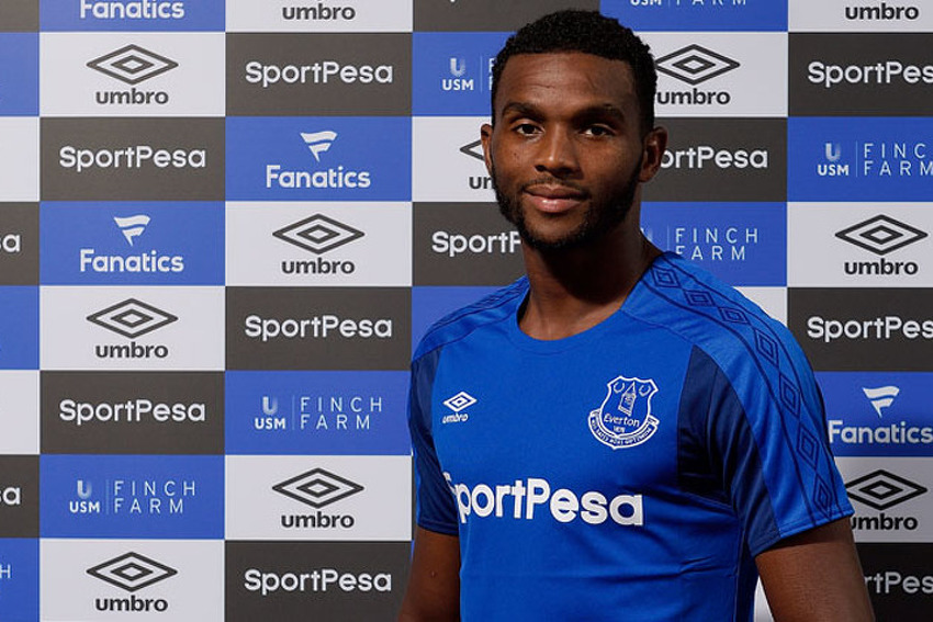 Everton angažovao sedmo pojačanje, stigao stoper Cuco Martina
