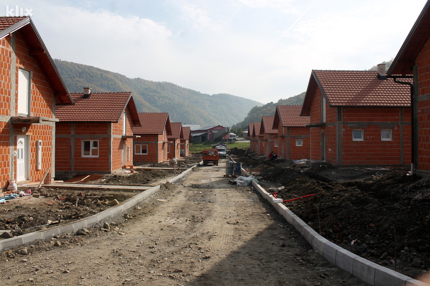 Izgradnja novih kuća u poplavljenim područjima u ZDK (Foto: Arhiv/Klix.ba)