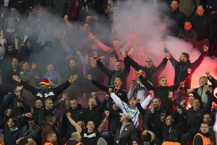 Njemački navijači izazvali skandal u Pragu, skandirali "Sieg Heil"