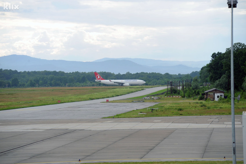 Međunarodni aerodrom Tuzla (Foto: Arhiv/Klix.ba)