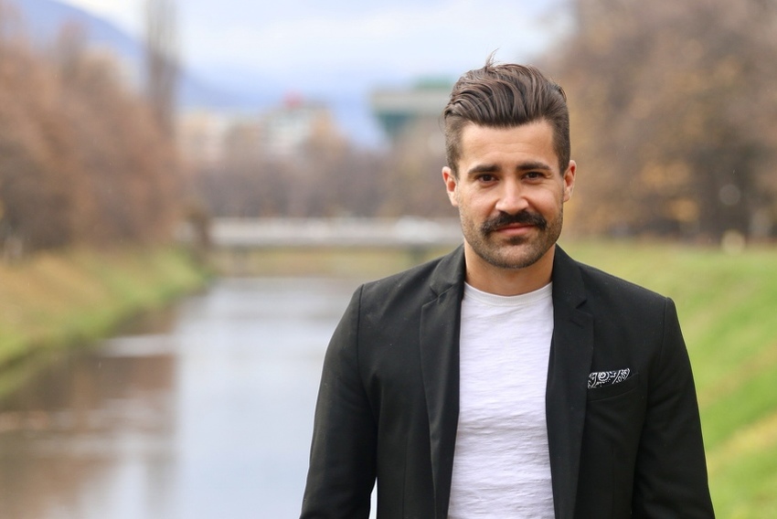 Neobicni Kenan Tahirovic Osvaja Regiju Snima Reklame I Spotove Zahvaljujuci Instagramu Klix Ba
