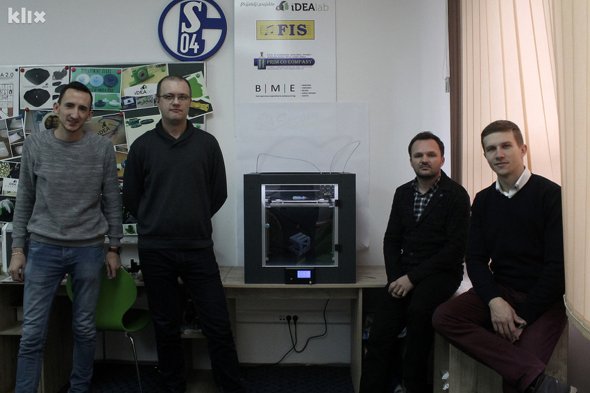 Proizvođači ZEN3D printera (Foto: Elmedin Mehić/Klix.ba) (Foto: E. M./Klix.ba)