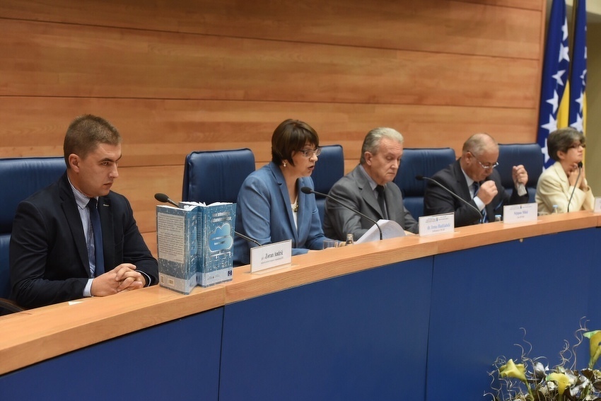 Novčano kažnjeni SDP, Radom za boljitak i HSS