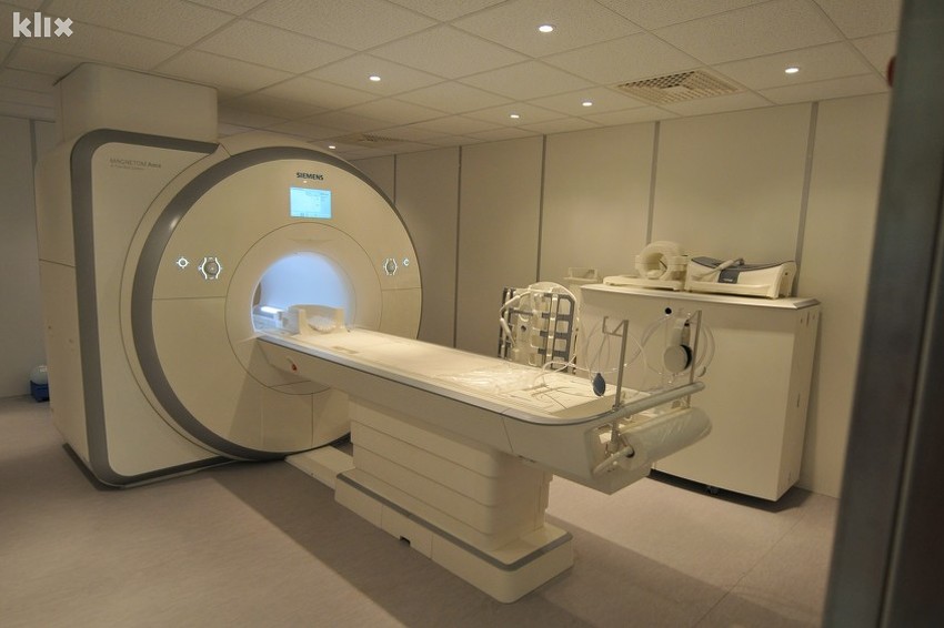 Centar za magnetnu rezonancu u Općoj bolnici "Prim. dr. Abdulah Nakaš" (Foto: Klix.ba)