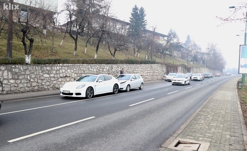 S mjesta nesreće (Foto: Harun Muminović/Klix.ba)