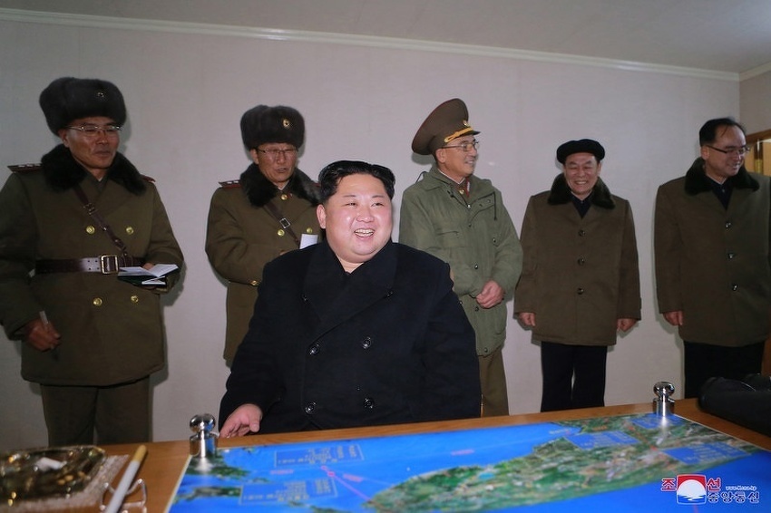 Kim Jong-un naredio otvaranje linije za razgovore sa Seulom zbog Olimpijade