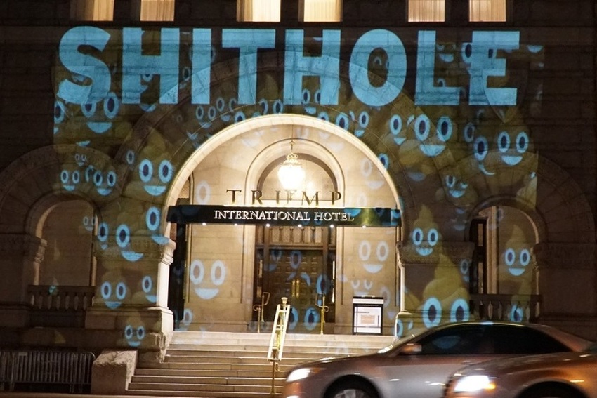 Termin "shithole" projektovan na Trumpovom hotelu u Washingtonu