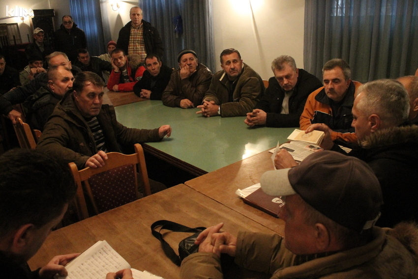 Sa sastanka prije početka štrajka (Foto: E.M./Klix.ba)