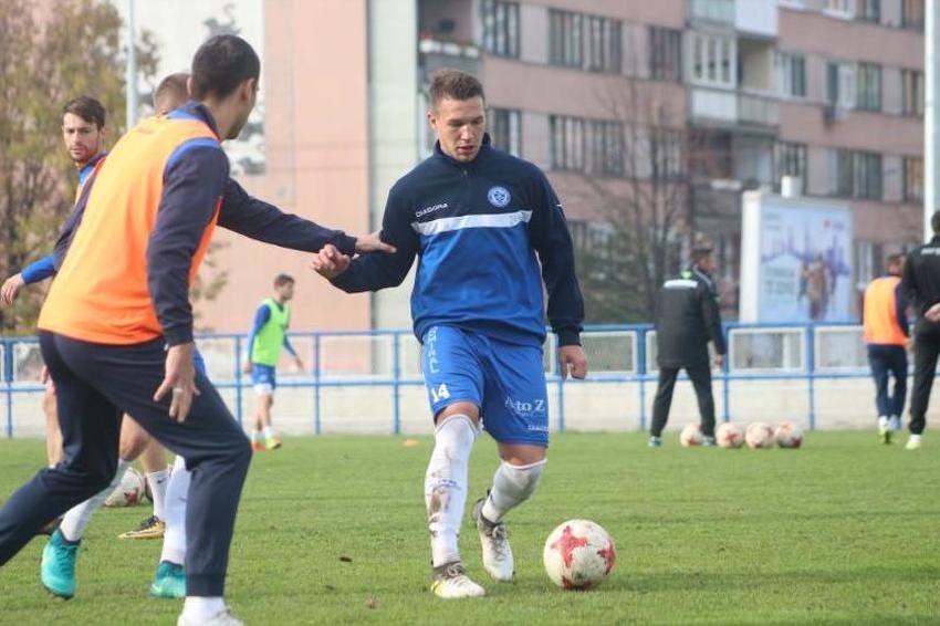 Dino Hasanović (Foto: Armin Herić/fkzeljeznicar.ba)