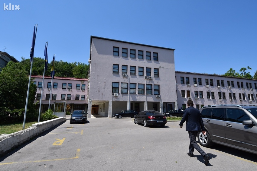 Vlada FBiH usvojila program rada za 2018. godinu, planiraju usvojiti 95 zakona