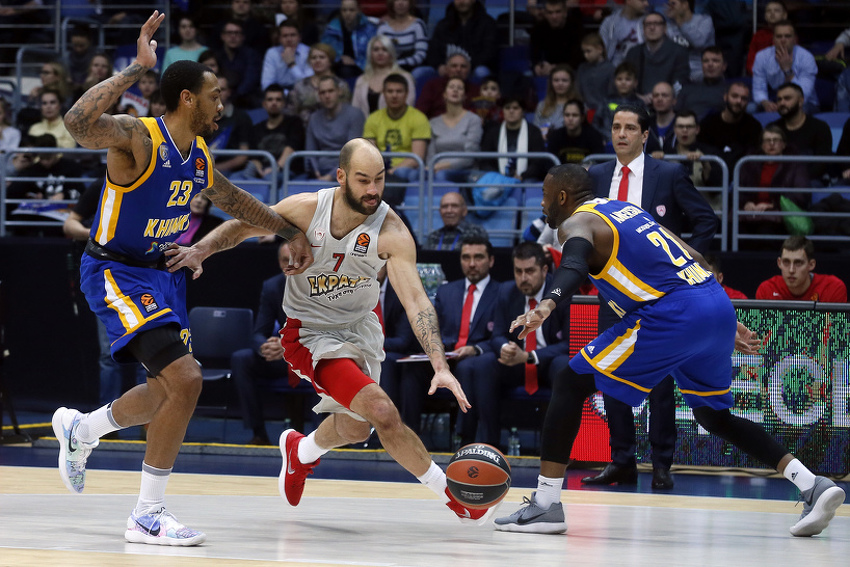 Himki iznenadio Olympiacos, Zvezda poražena u gostima kod Maccabija